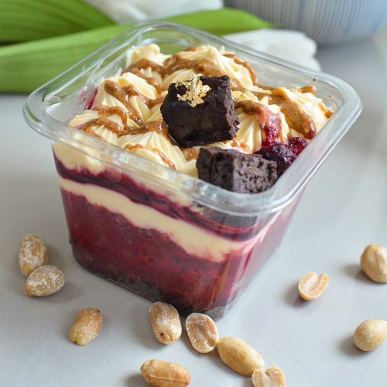 SS | Peanut butter & Jelly yogurt cheesecake