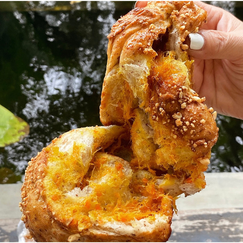 Peko | Just Pretz - Old school sandwitch