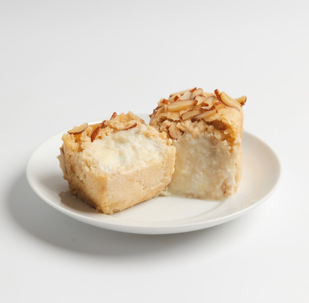 Peko | Lucky in Loaf- almond fresh milk