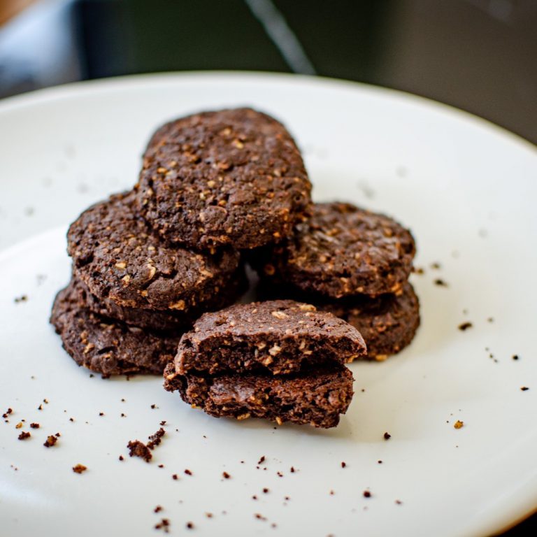 Chocolate malt cookie